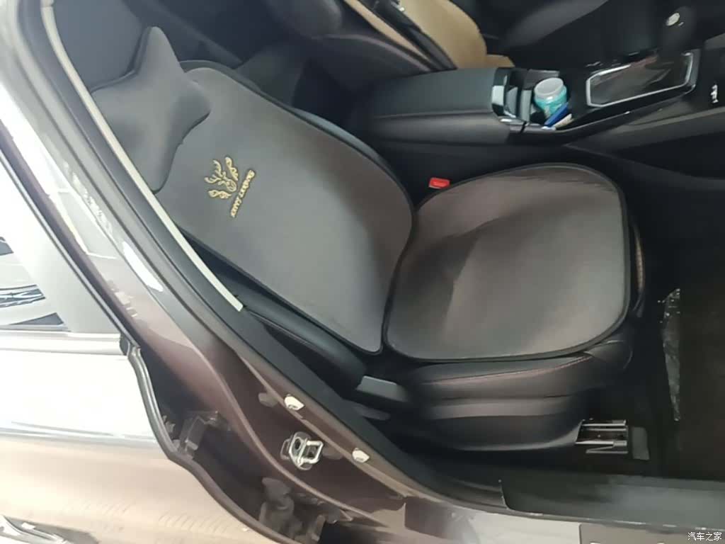 MG MG5, 2023 25