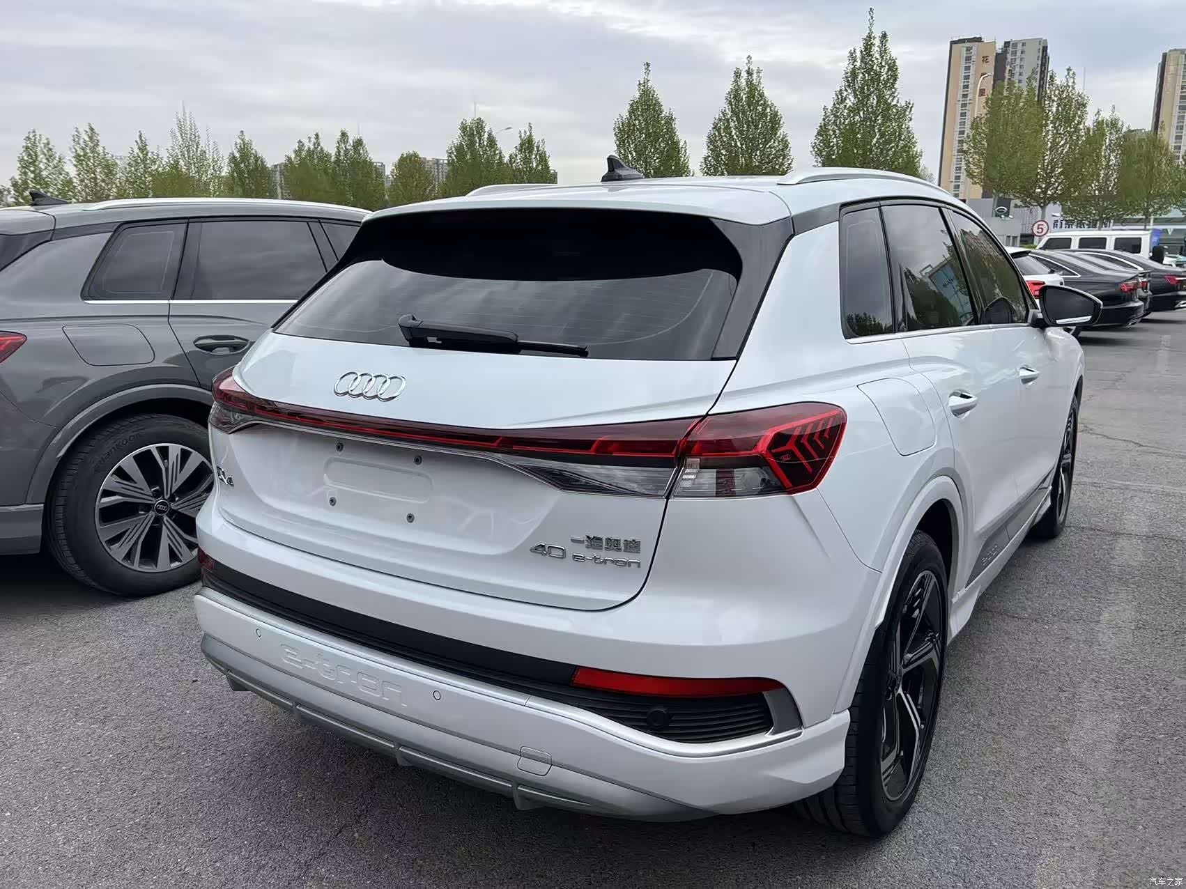 Audi Q4 e-tron, 2024 2