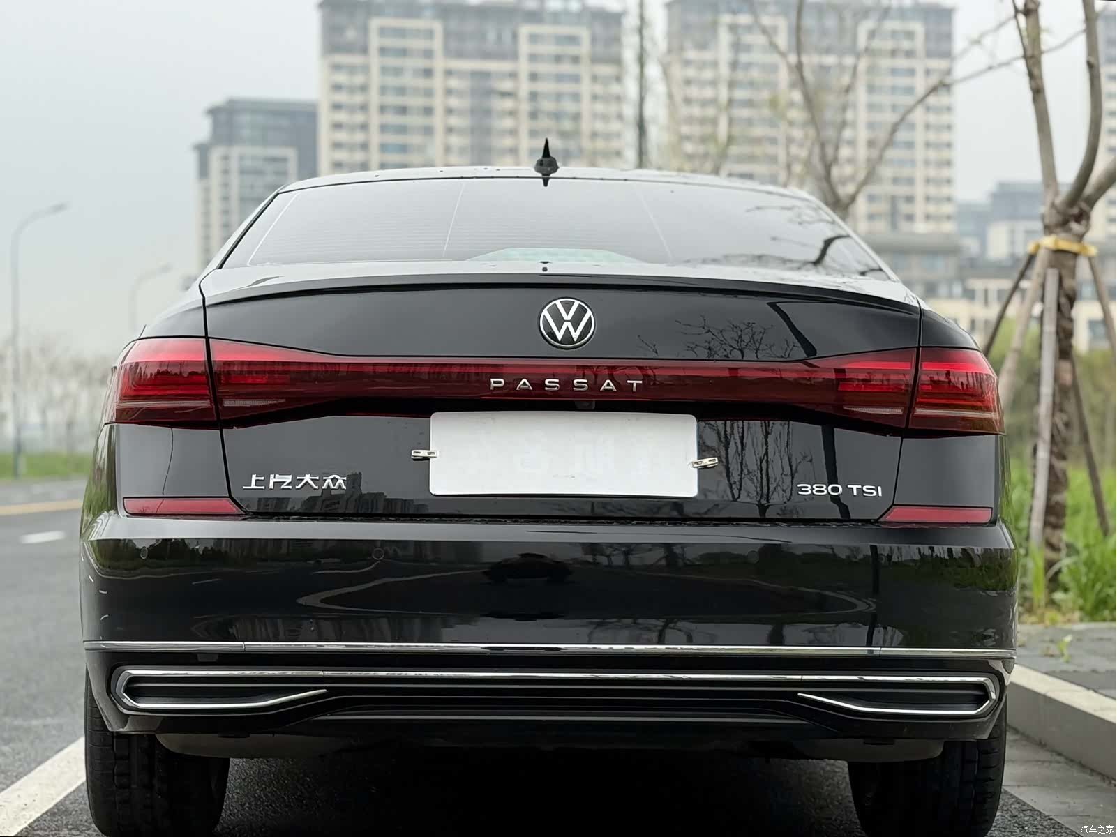 Volkswagen Passat, 2025 16
