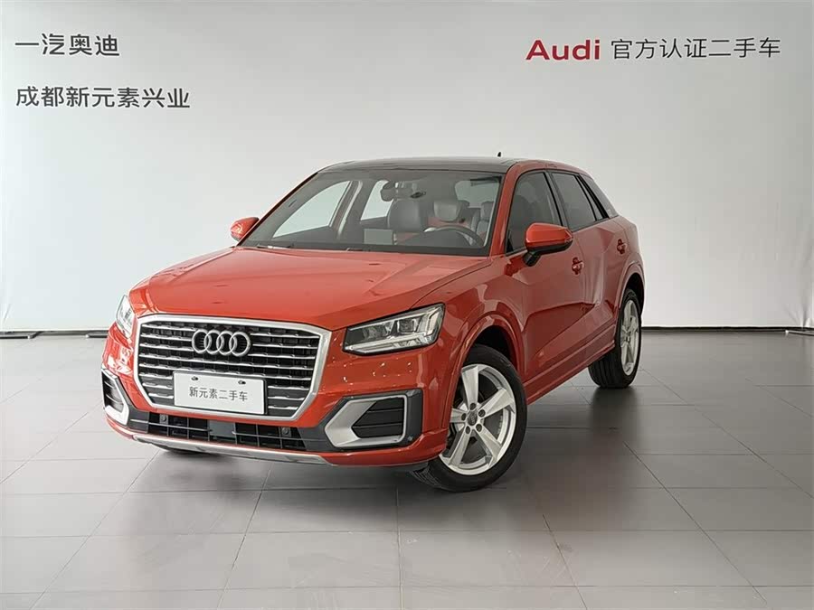 Audi Q2L 2019, фото 1