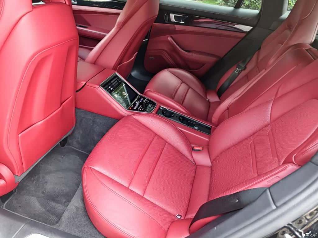 Porsche Panamera, 2021 11