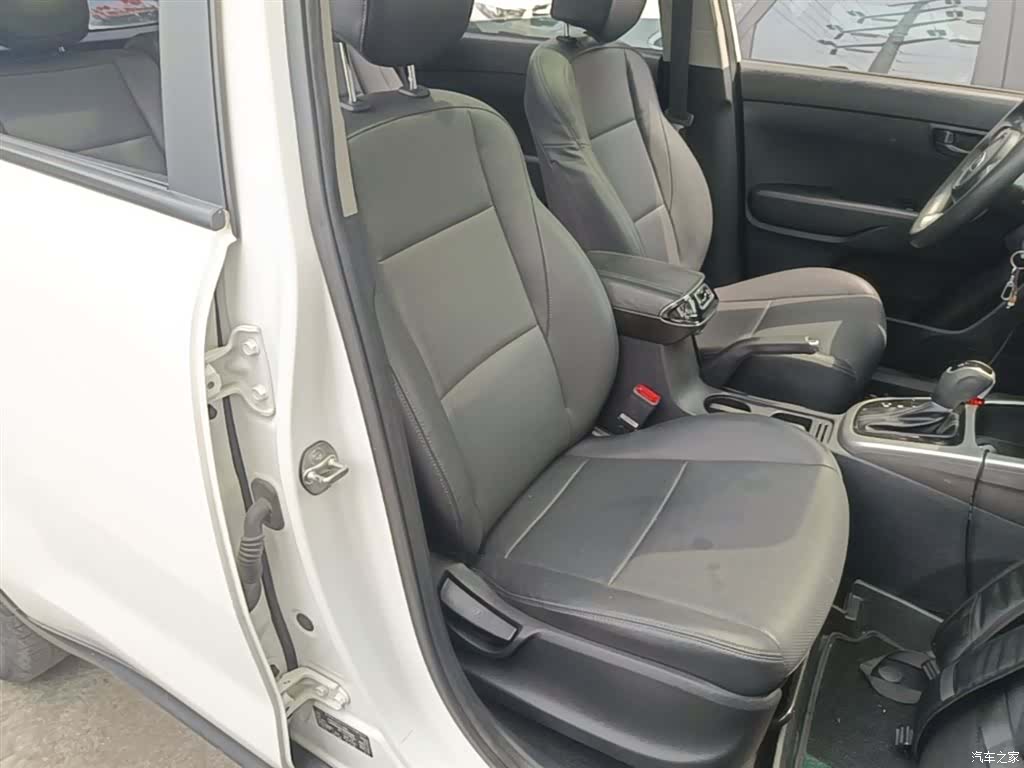 Kia KX3, 2016 25