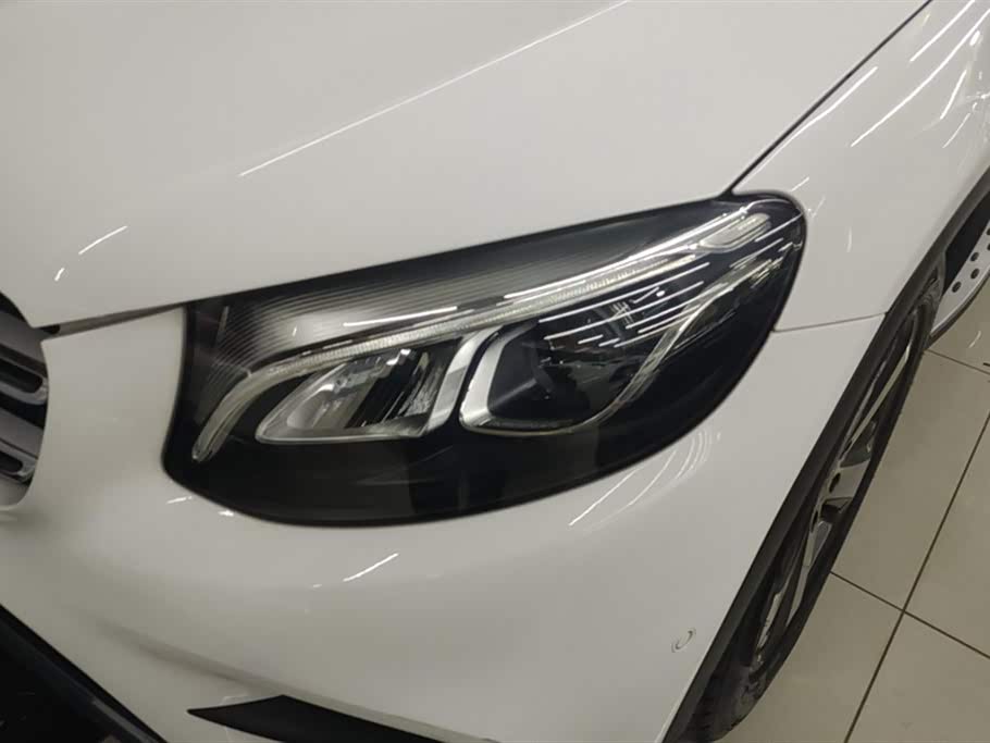 Mercedes-Benz GLC Mercedes-Benz GLC