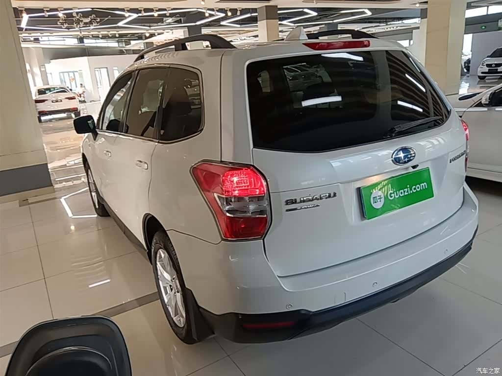 Subaru Forester, 2014 все фото