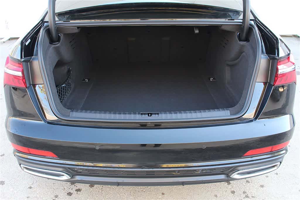 Audi A6L, 2021 12