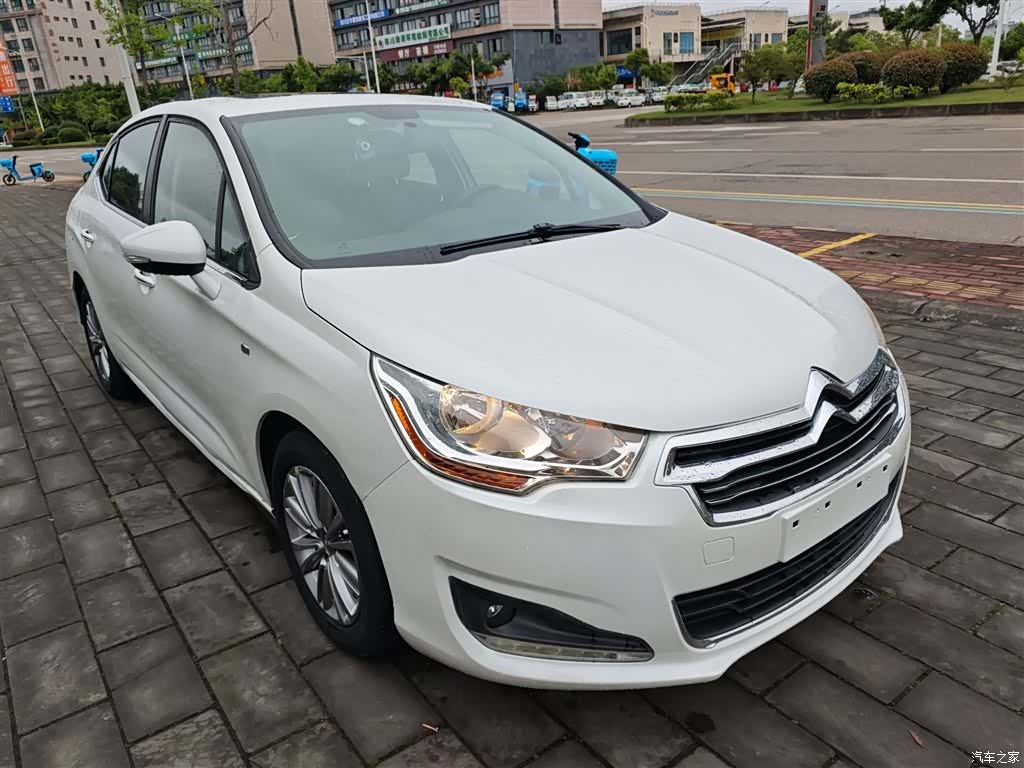 Citroen C4, 2015 4