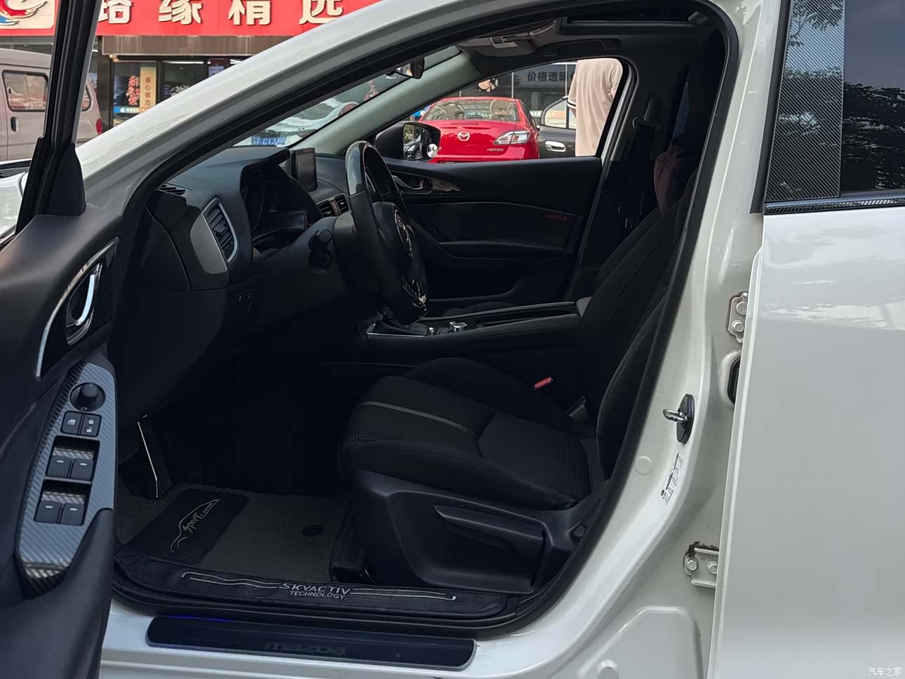 Mazda Mazda3, 2018 8