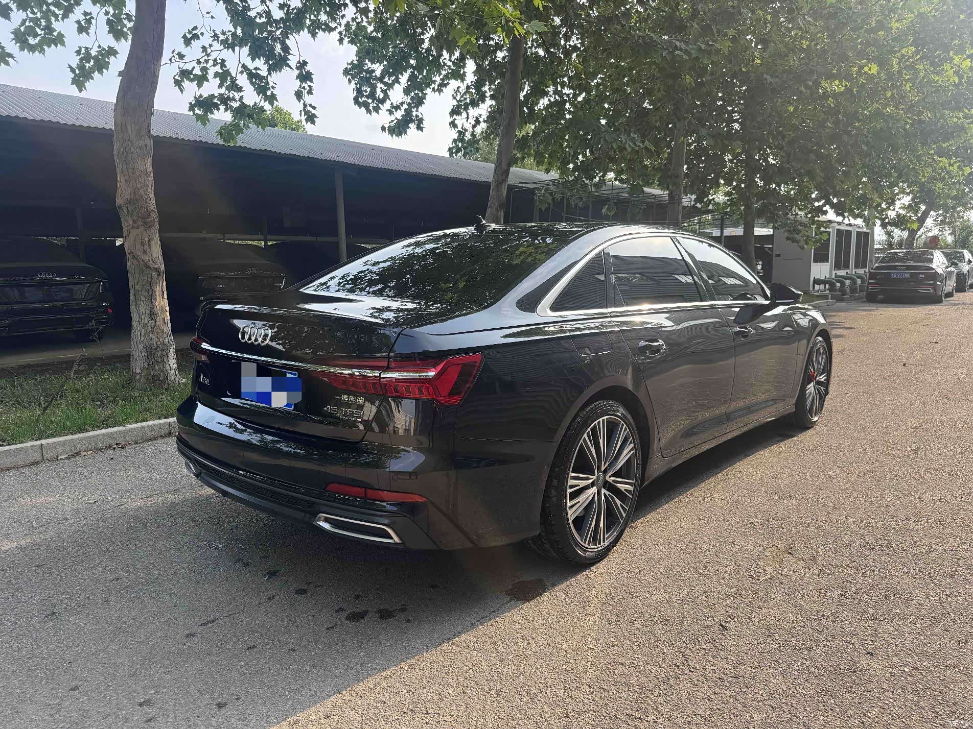 Audi A6L, 2021 все фото