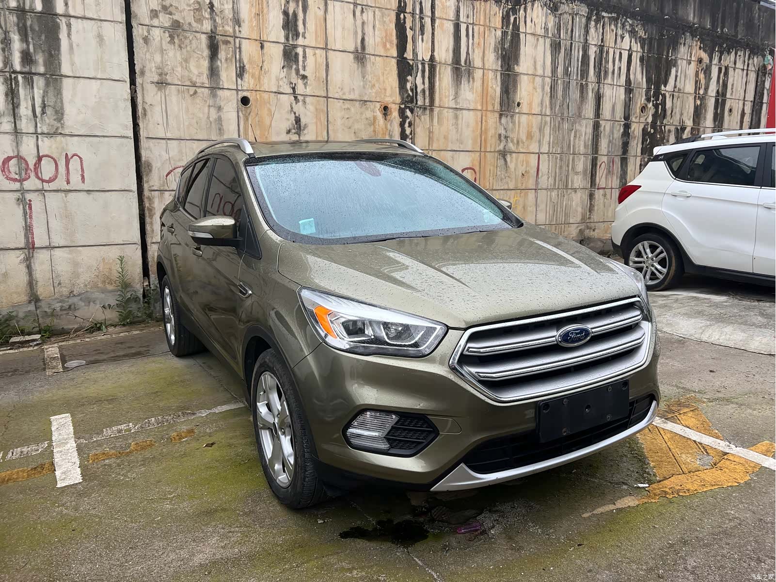 Ford Kuga, 2016 3