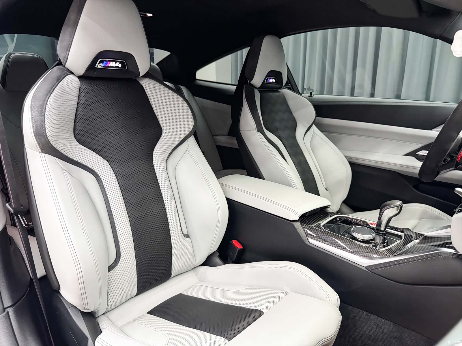 BMW M4, 2025 7