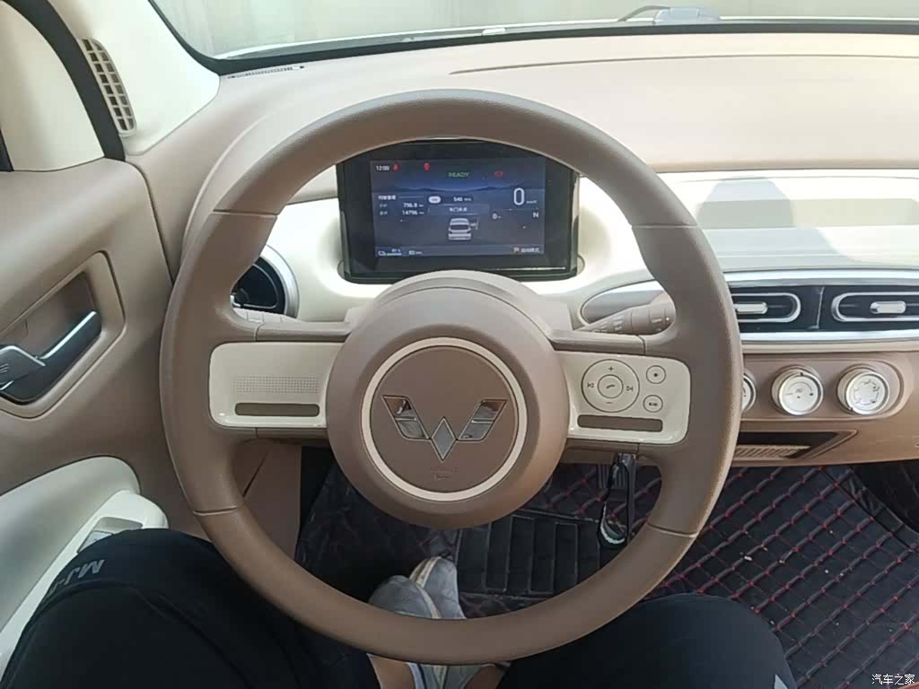 Wuling MINIEV, 2025 11