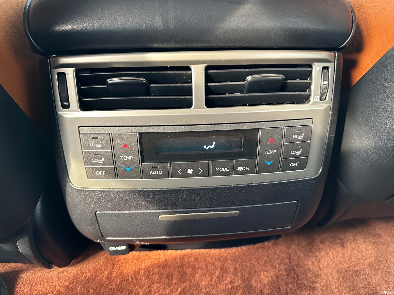 Lexus LX, 2014 9