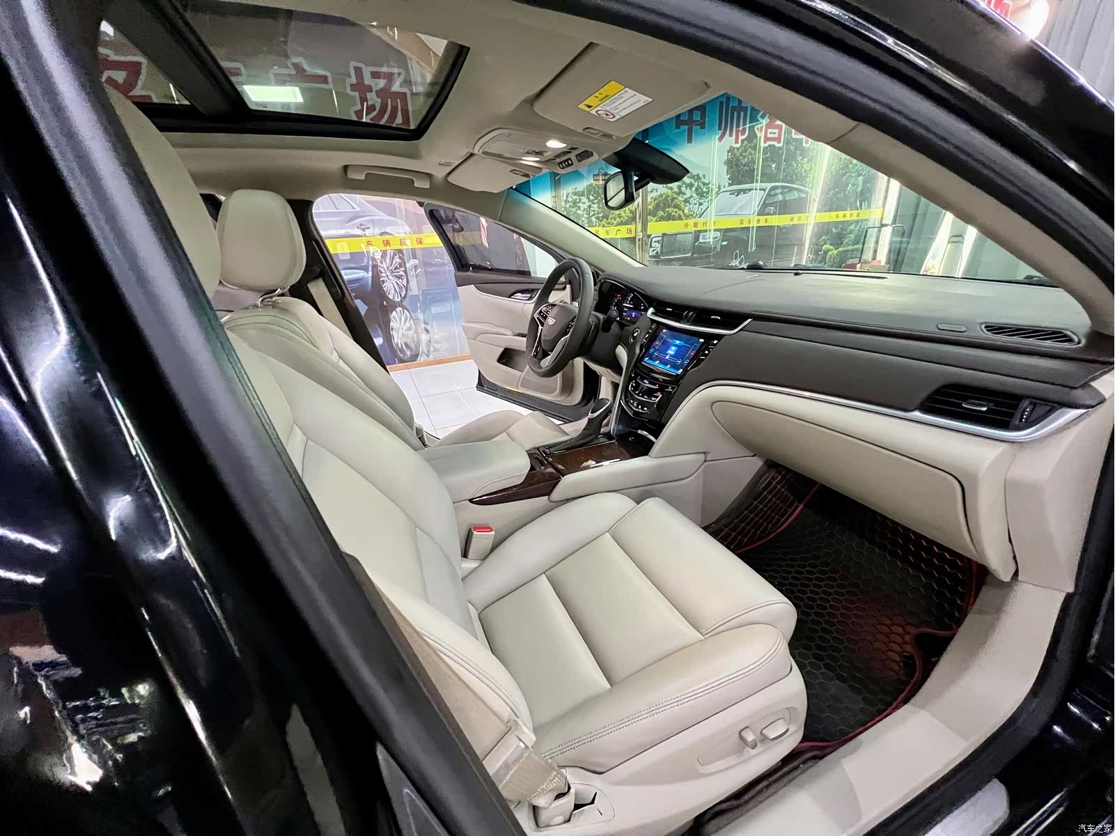 Cadillac XTS, 2017 15