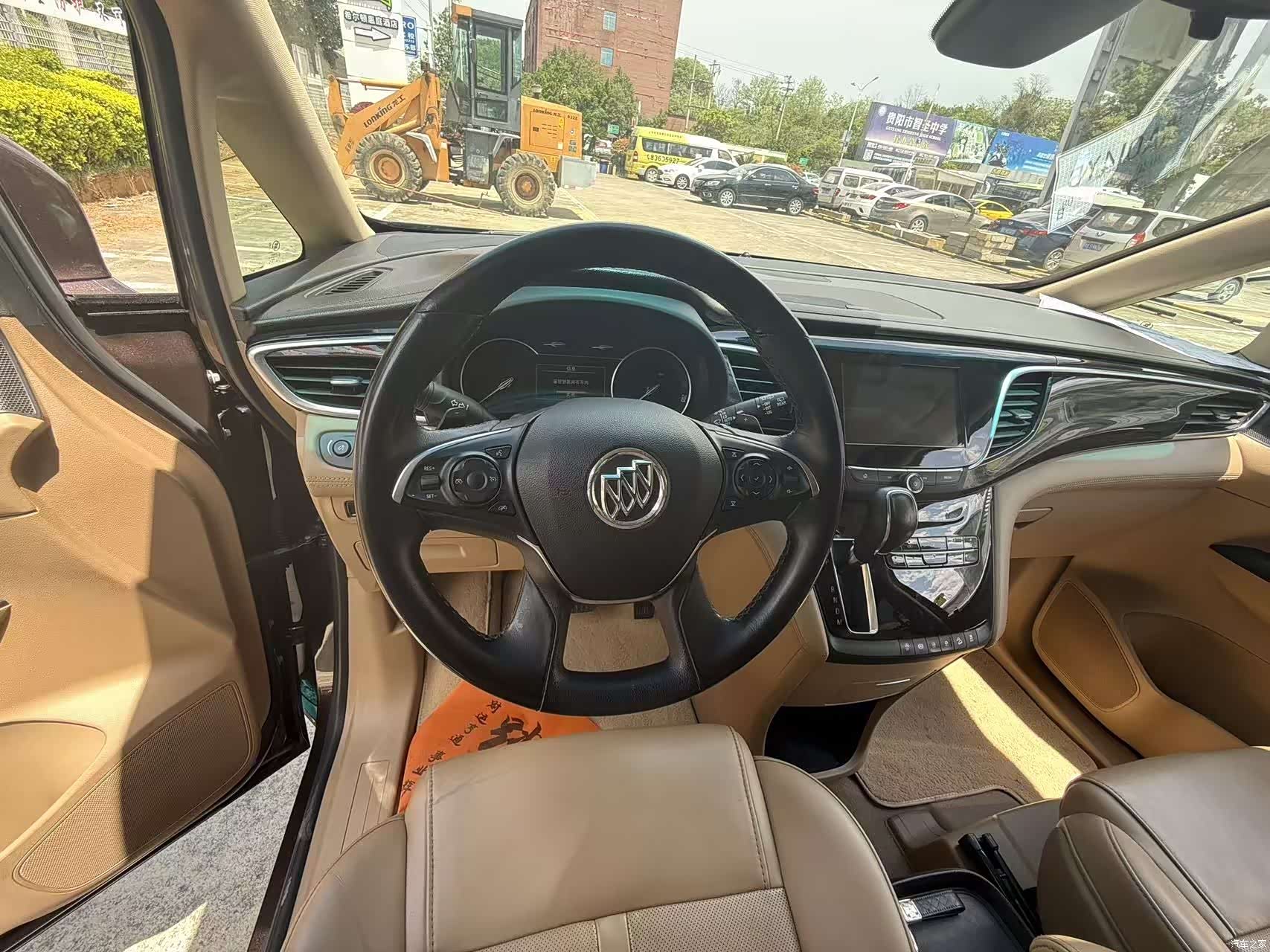 Buick GL8, 2018 13