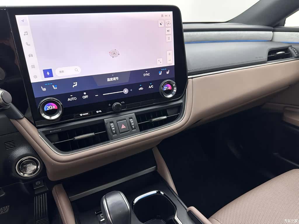 Lexus ES, 2025 12