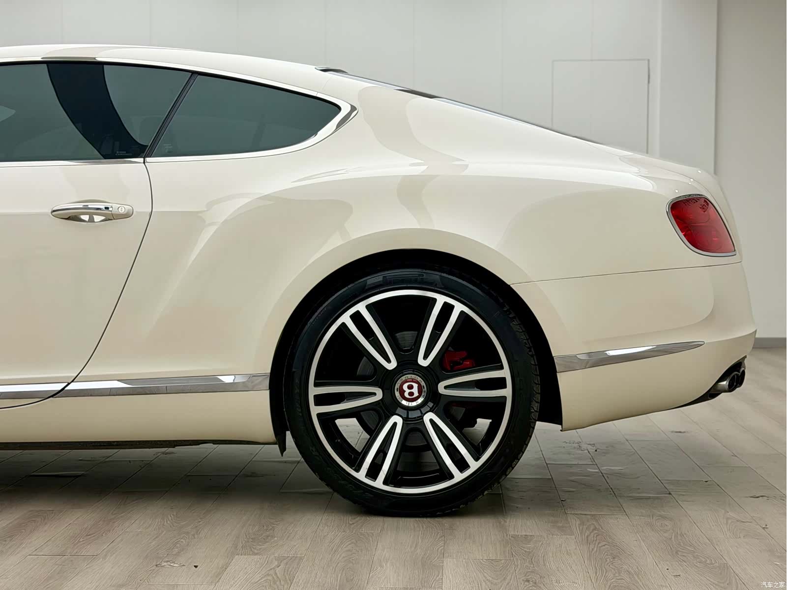 Bentley Continental GT, 2014 8