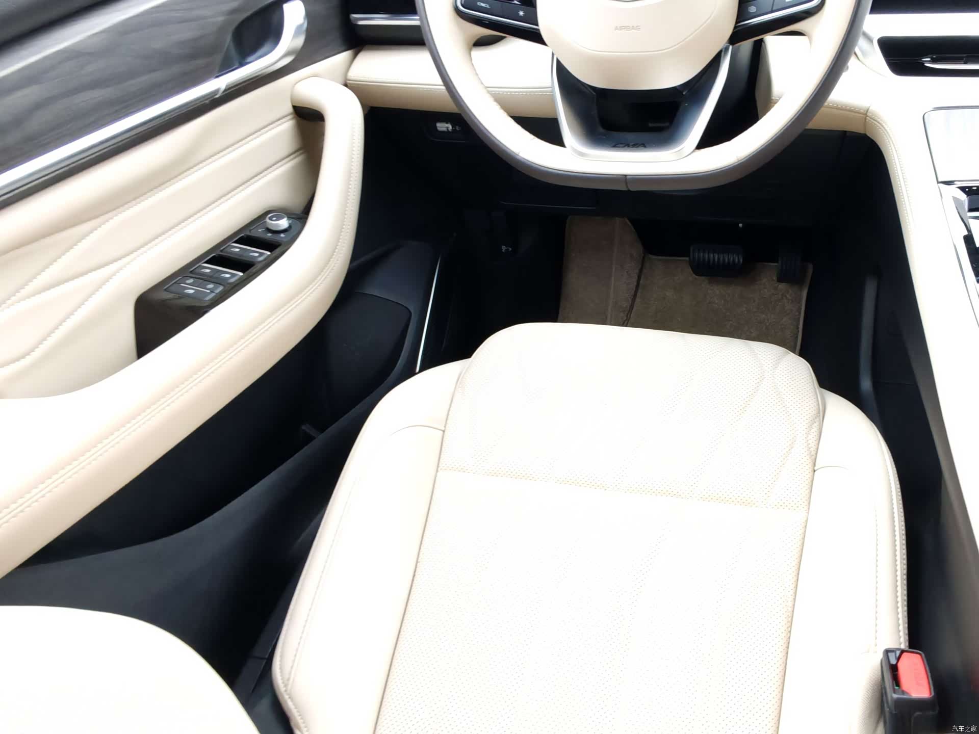 Geely Xingyue L, 2025 8