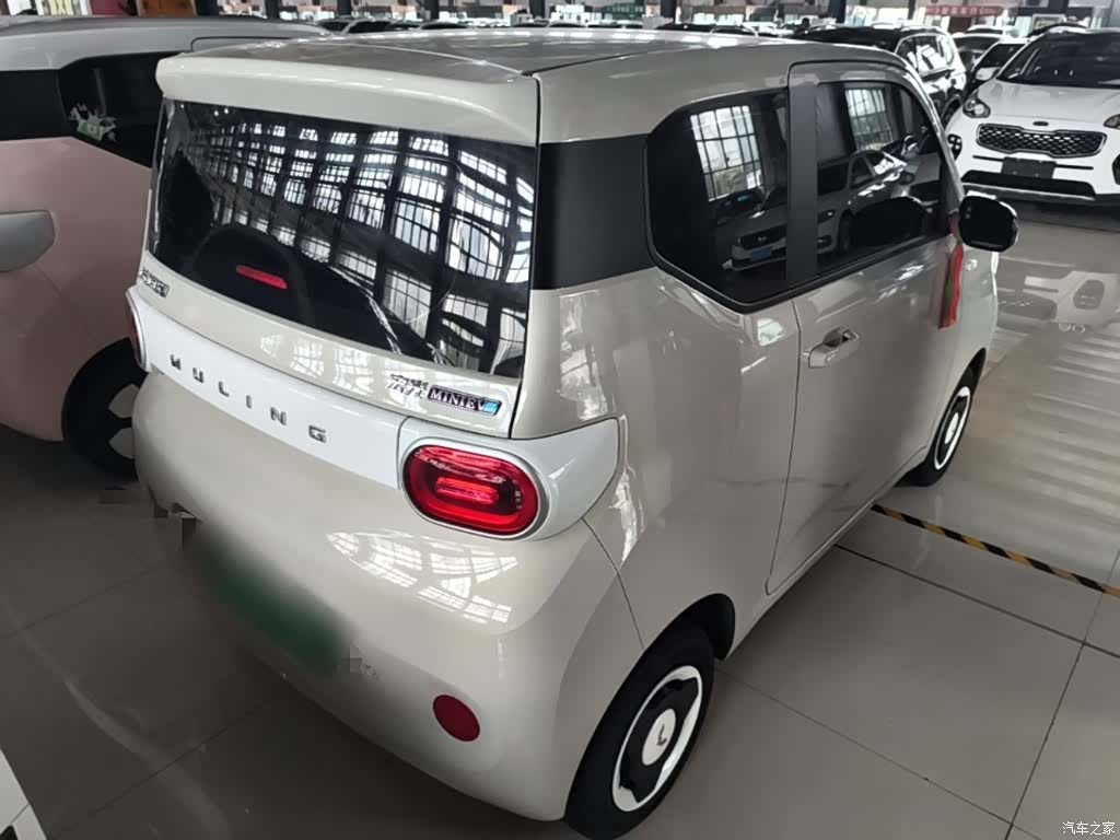 Wuling MINIEV, 2025 7