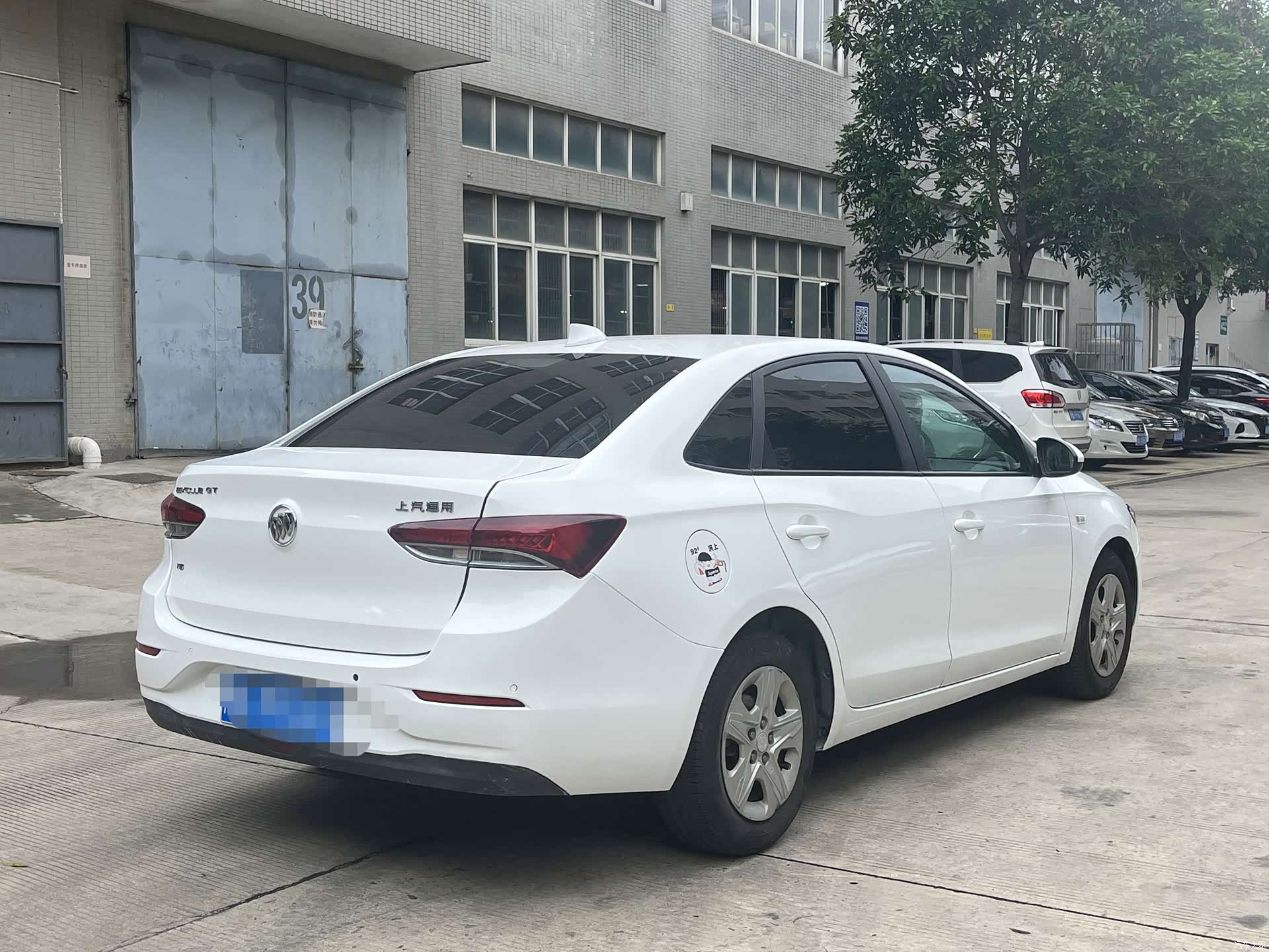 Buick V, 2018 4