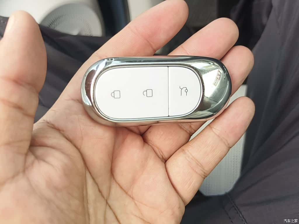 Leapmotor B10, 2025 9