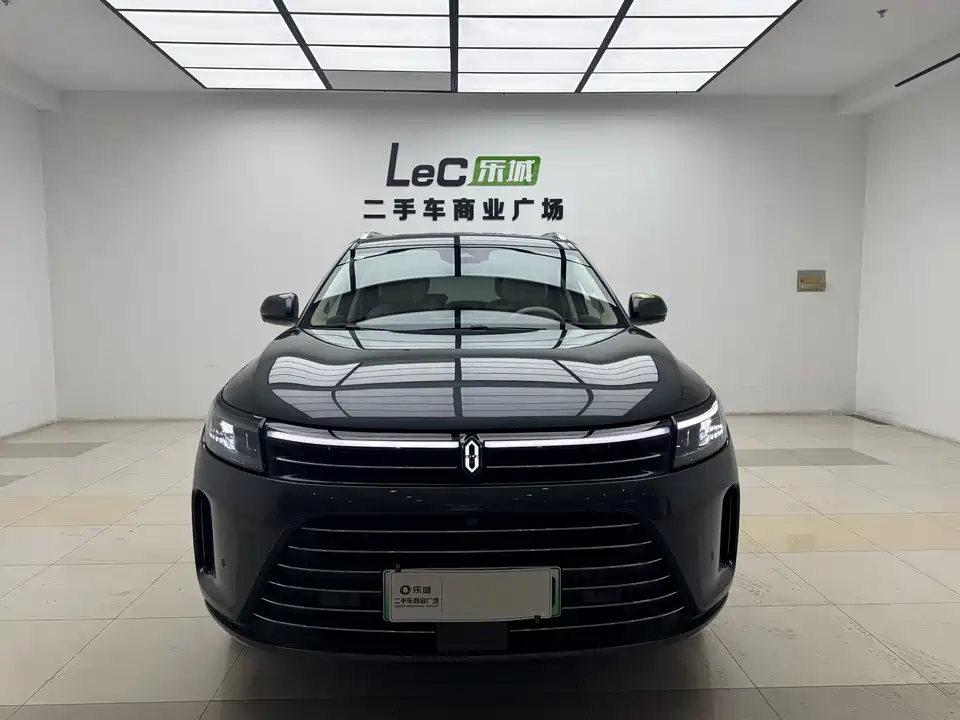 AITO Ask the world M7