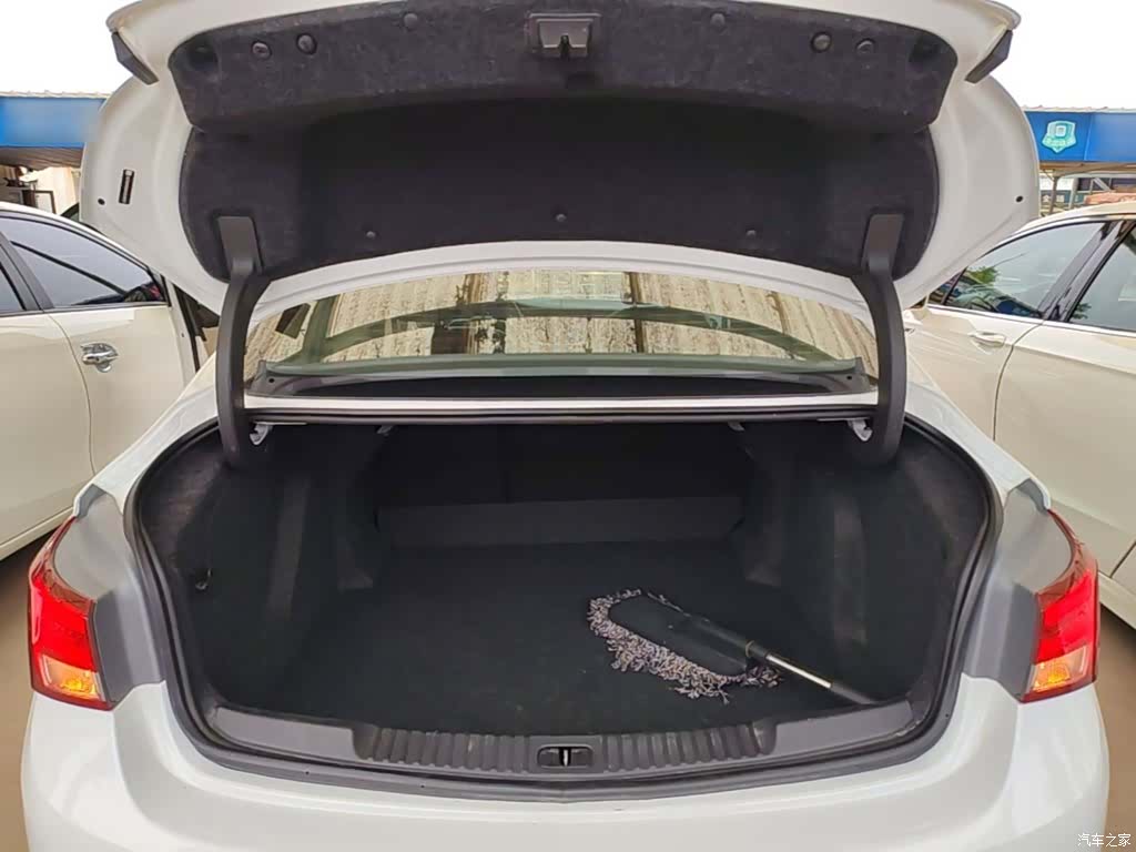 Buick Verano, 2019 15