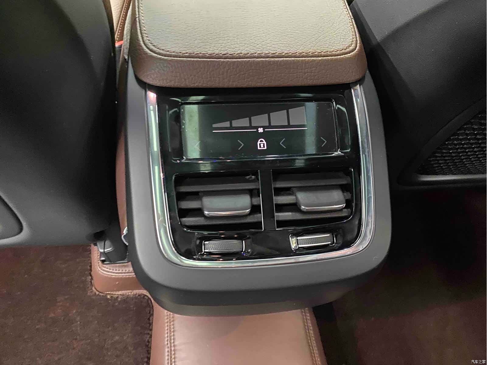 Volvo XC90, 2022 20