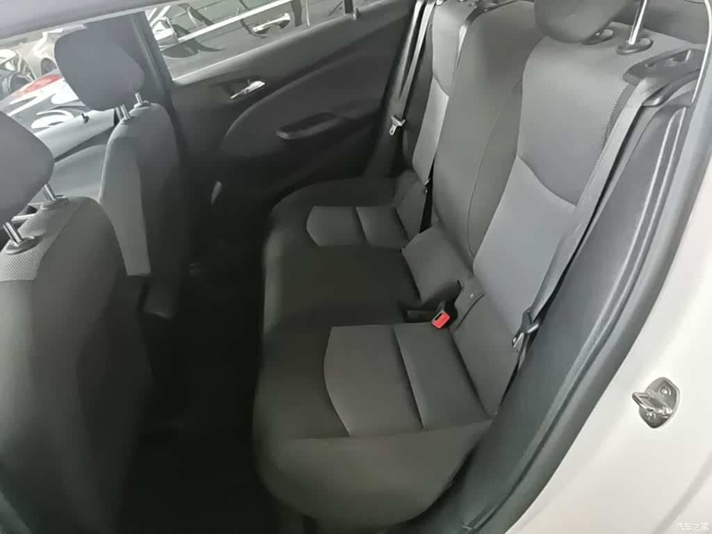 Chevrolet 320, 2018 17