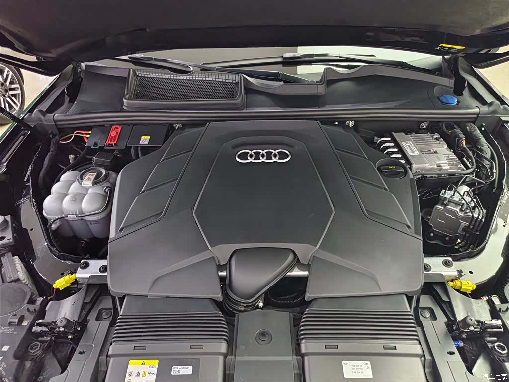 Audi Q7, 2022 16