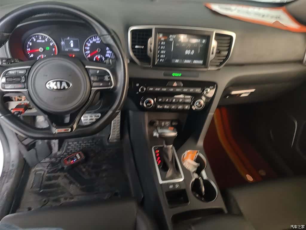Kia KX5, 2017 10