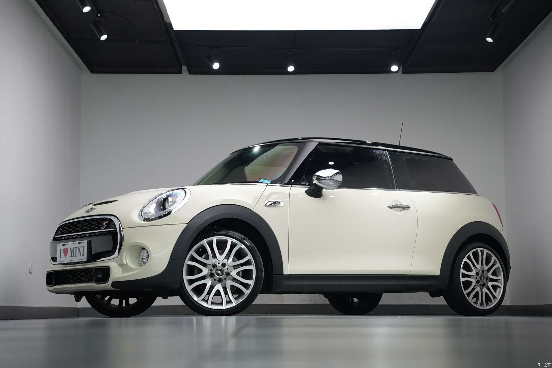 Mini Cooper, 2015 все фото