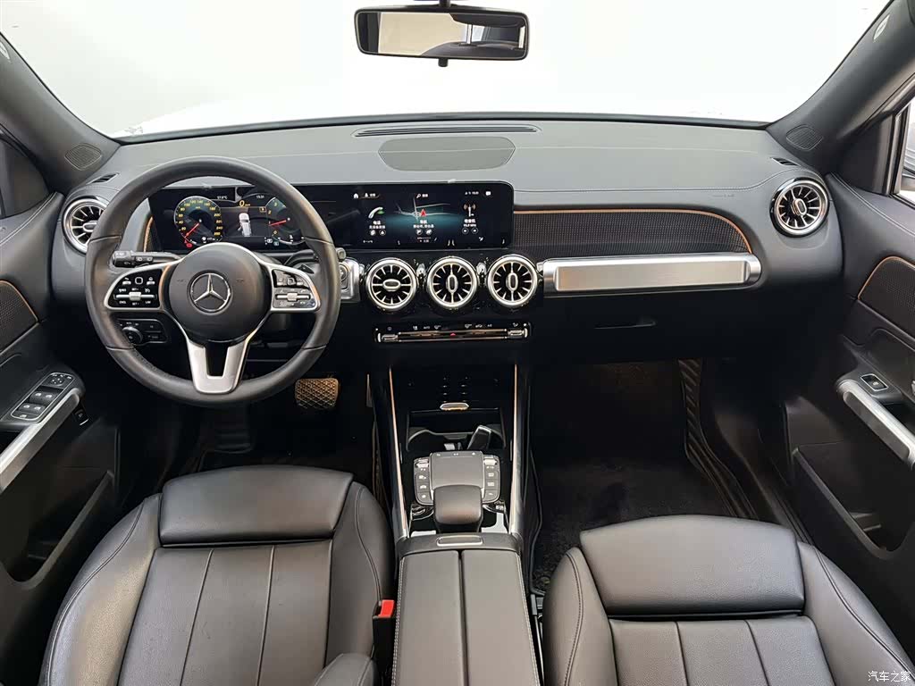 Mercedes-Benz GLB, 2021 10