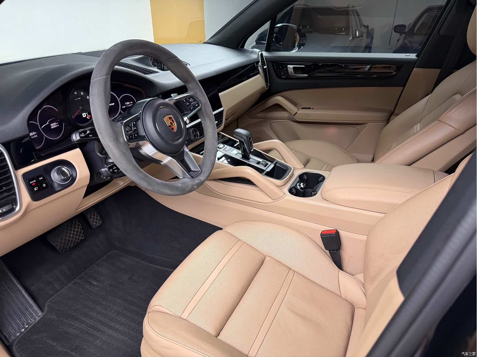 Porsche Cayenne, 2018 6