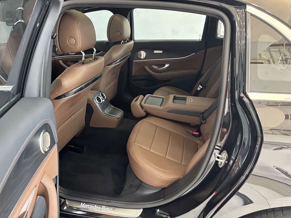Mercedes-Benz E-class Mercedes-Benz E-class
