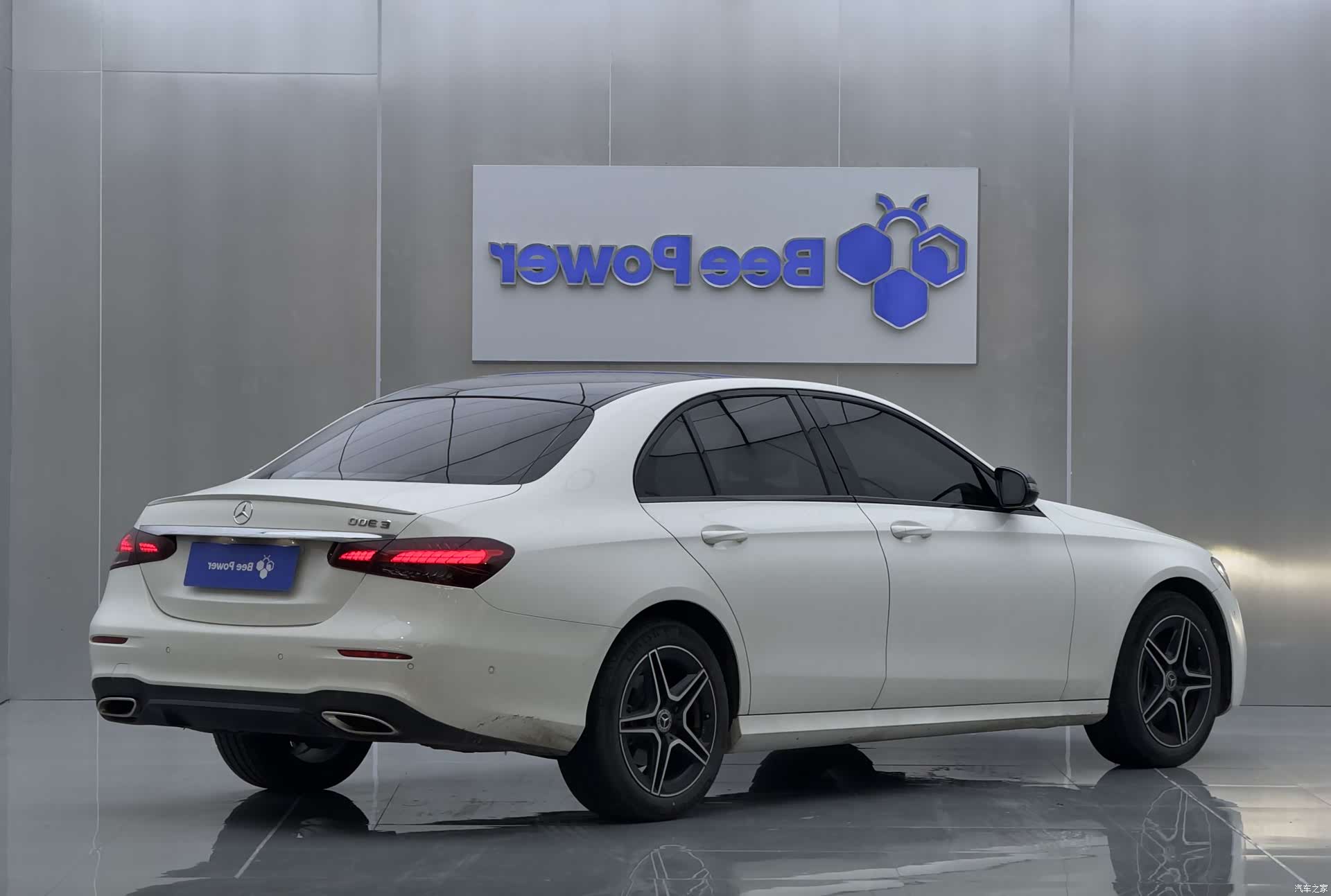 Mercedes-Benz E-Class, 2023 17