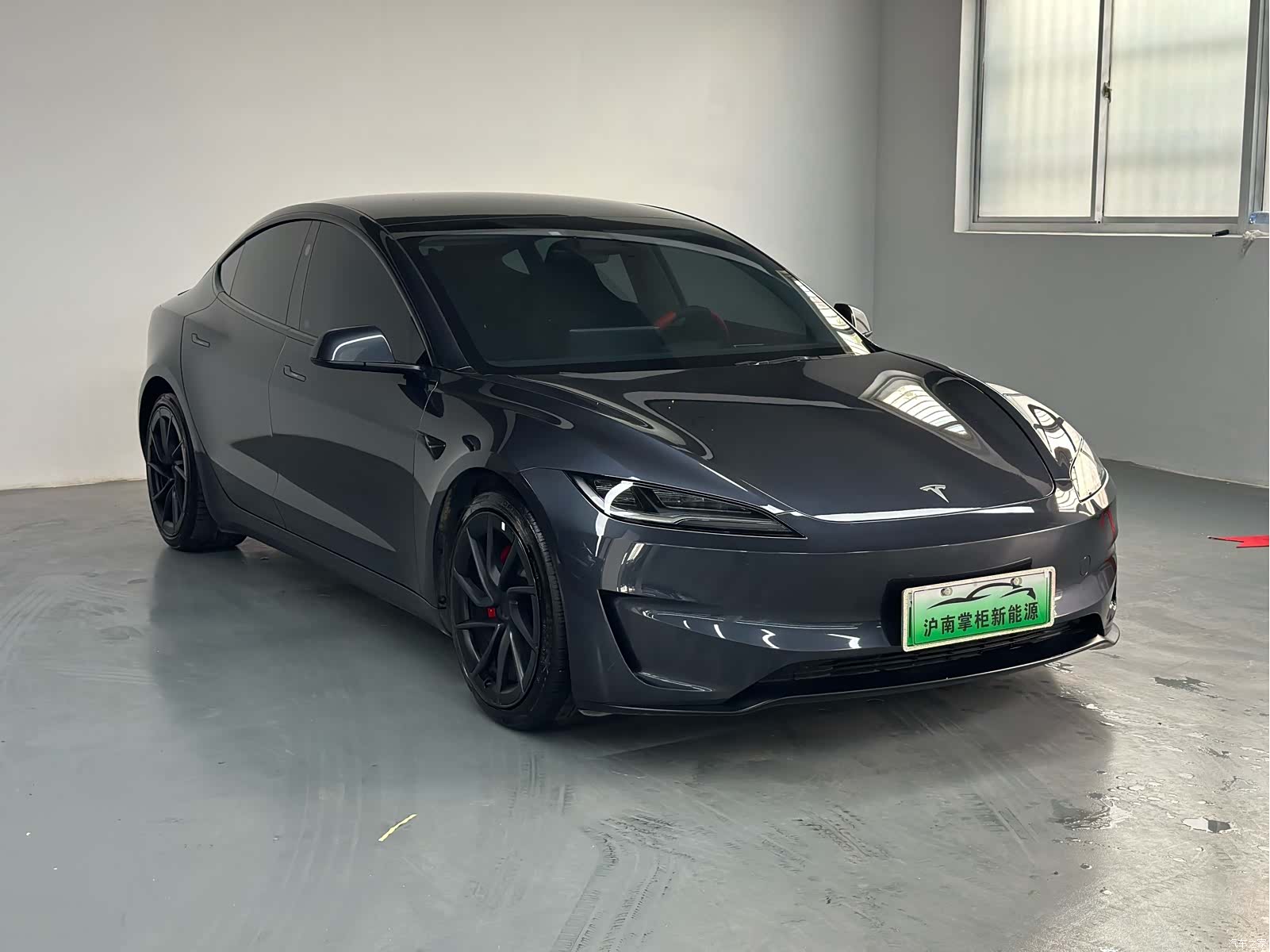 Tesla Model 3, 2024 3