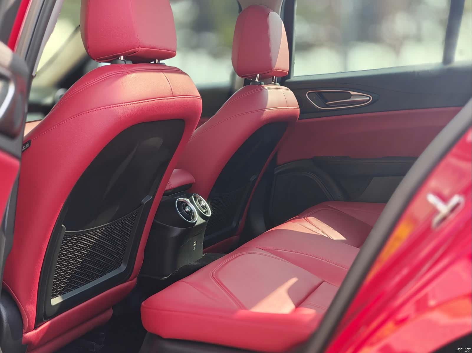 Alfa Romeo Giulia, 2020 13