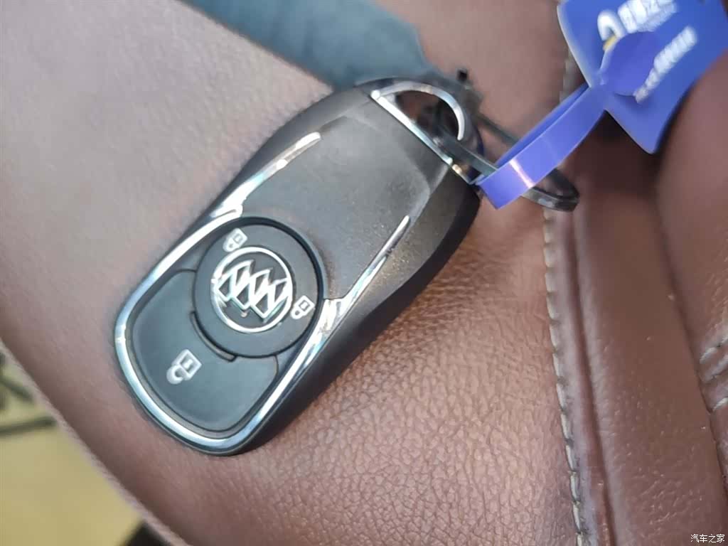 Buick GL6, 2020 9