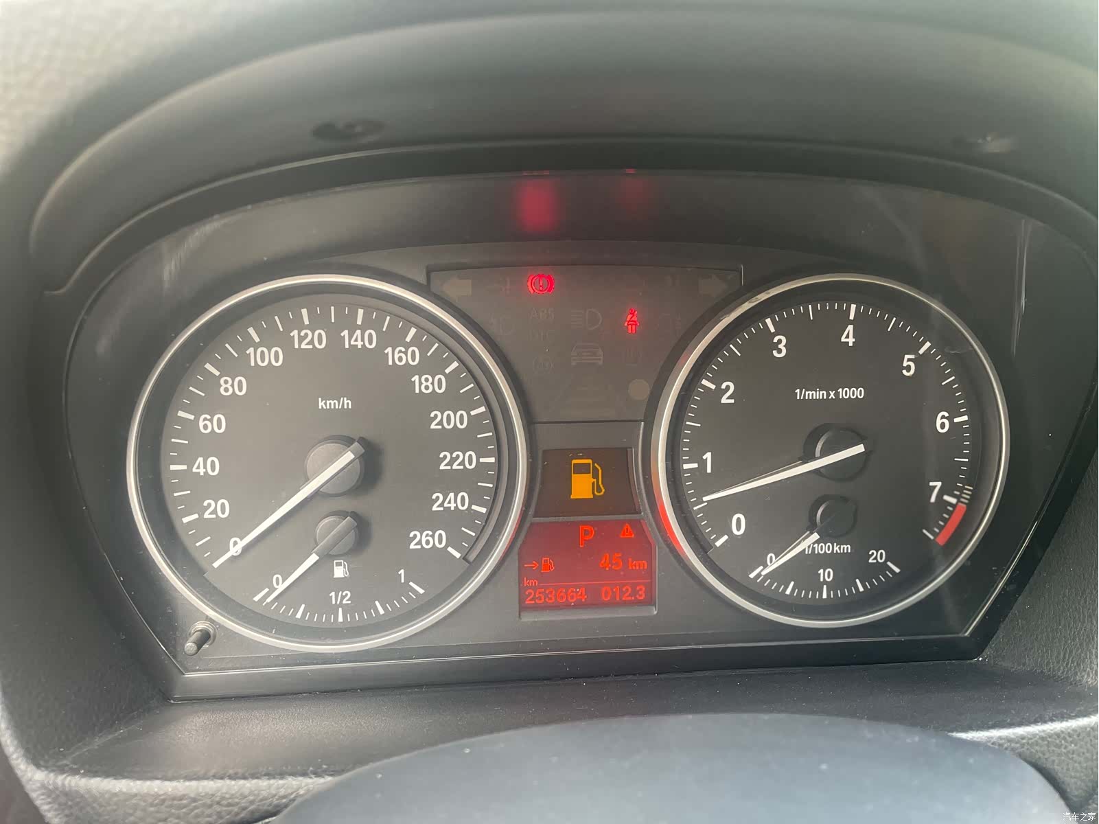 BMW 3 Series, 2010 10