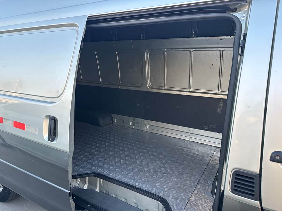 Golden Dragon Sea lion