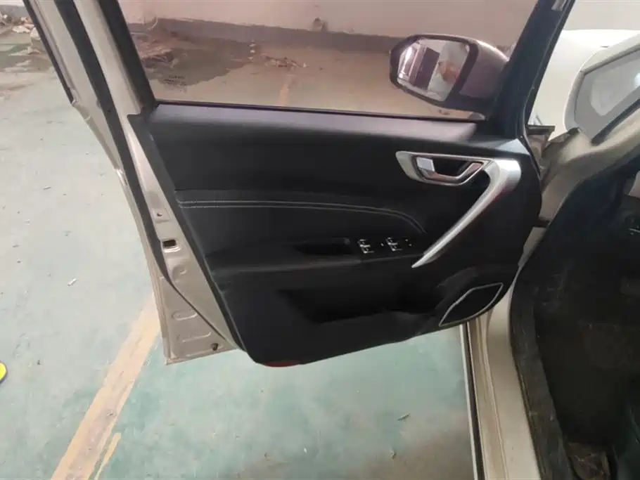 Geely Vision X3