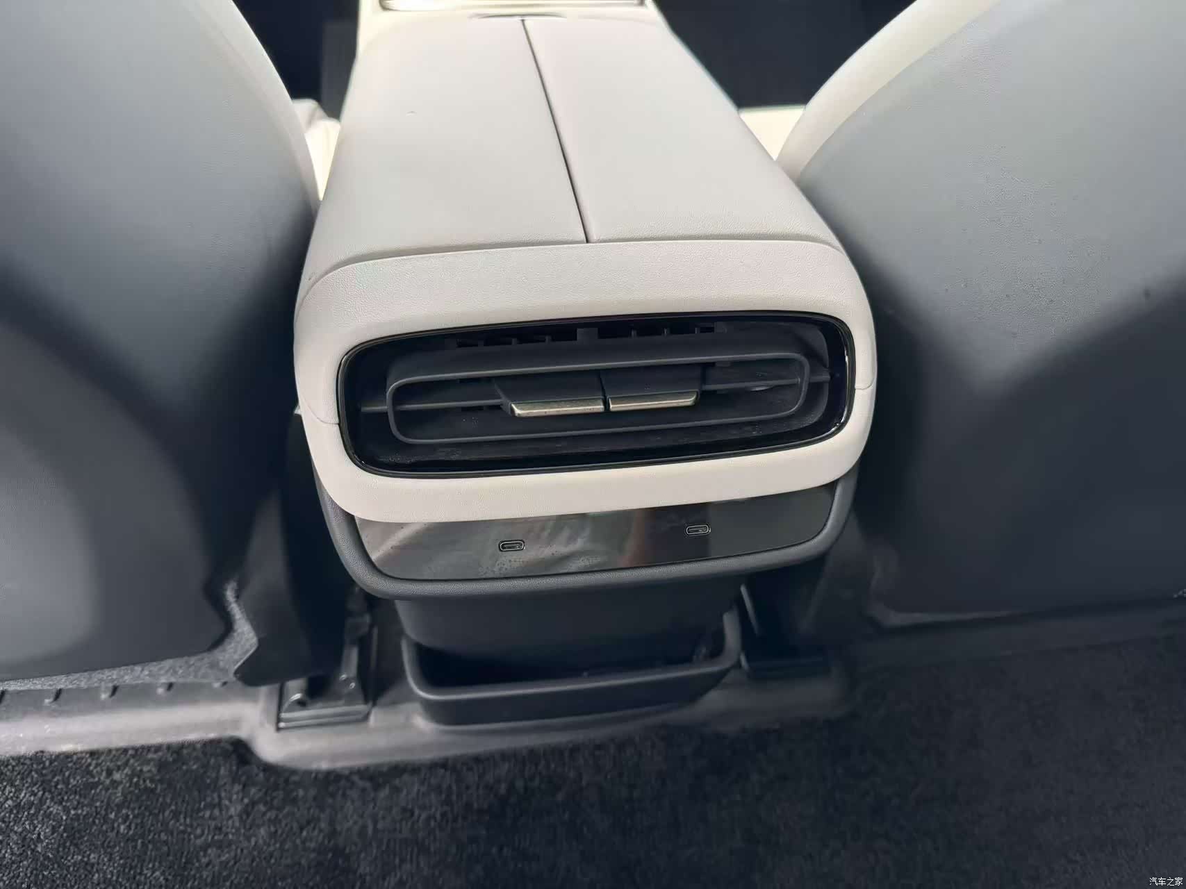 Xiaomi SU7, 2025 21