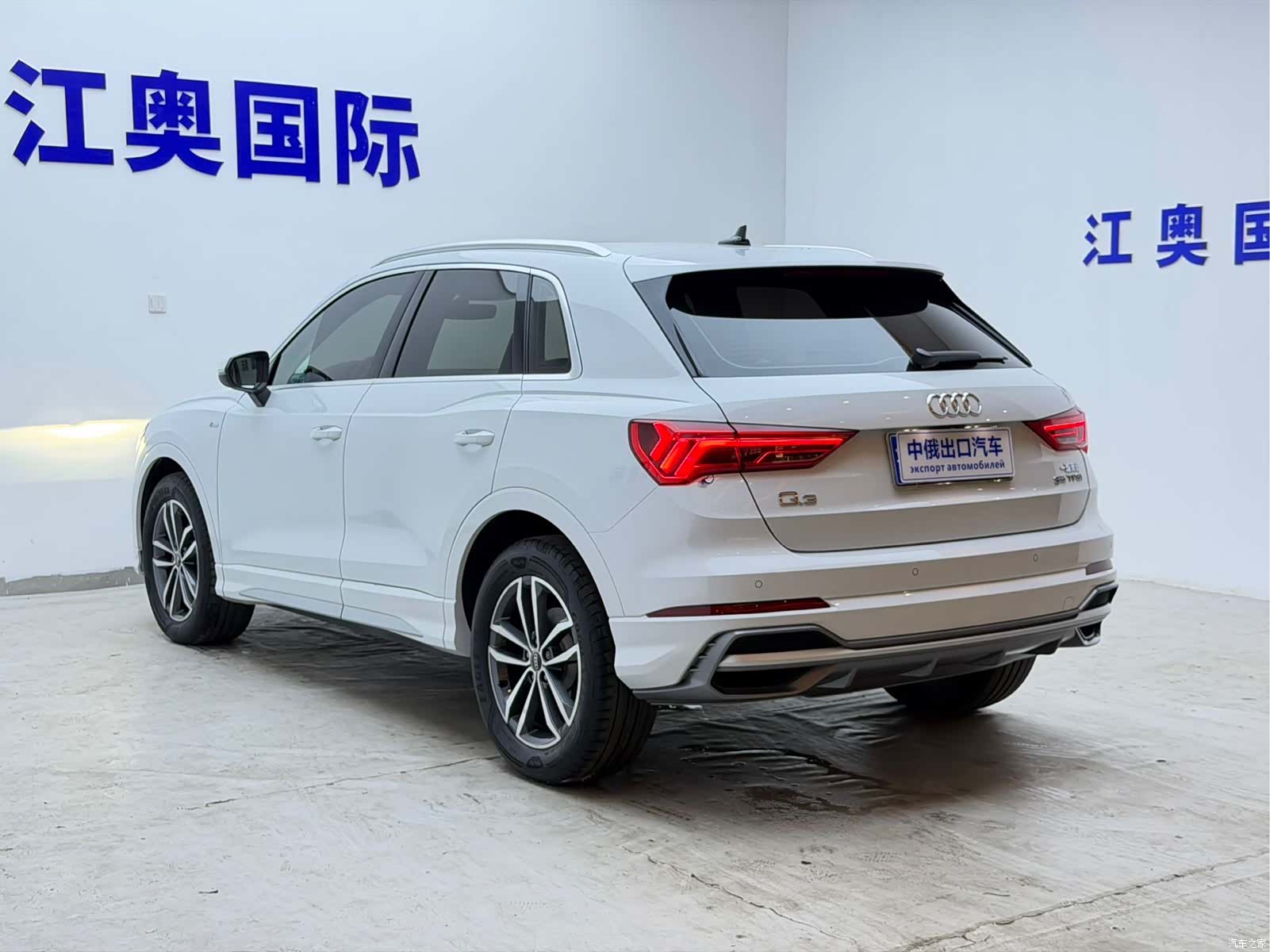 Audi Q3, 2022 24