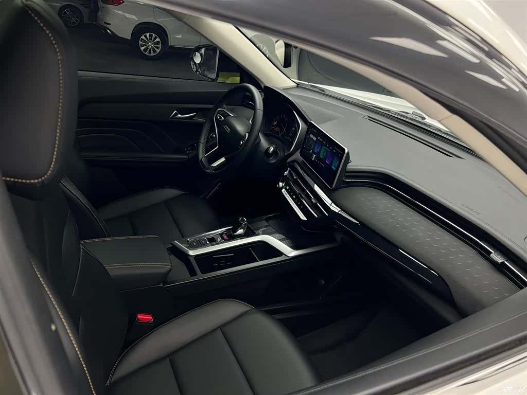 Haval Jolion, 2022 15