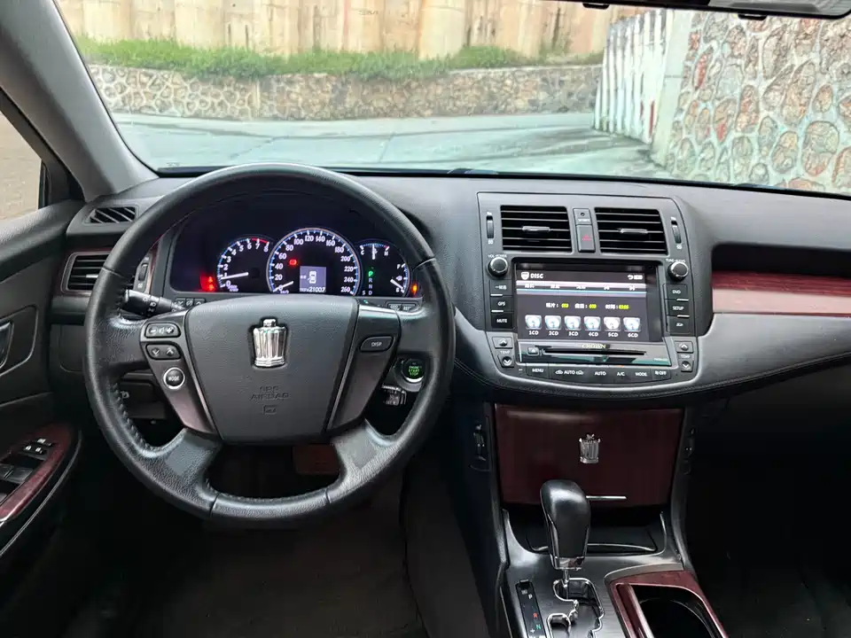 Toyota crown Toyota crown