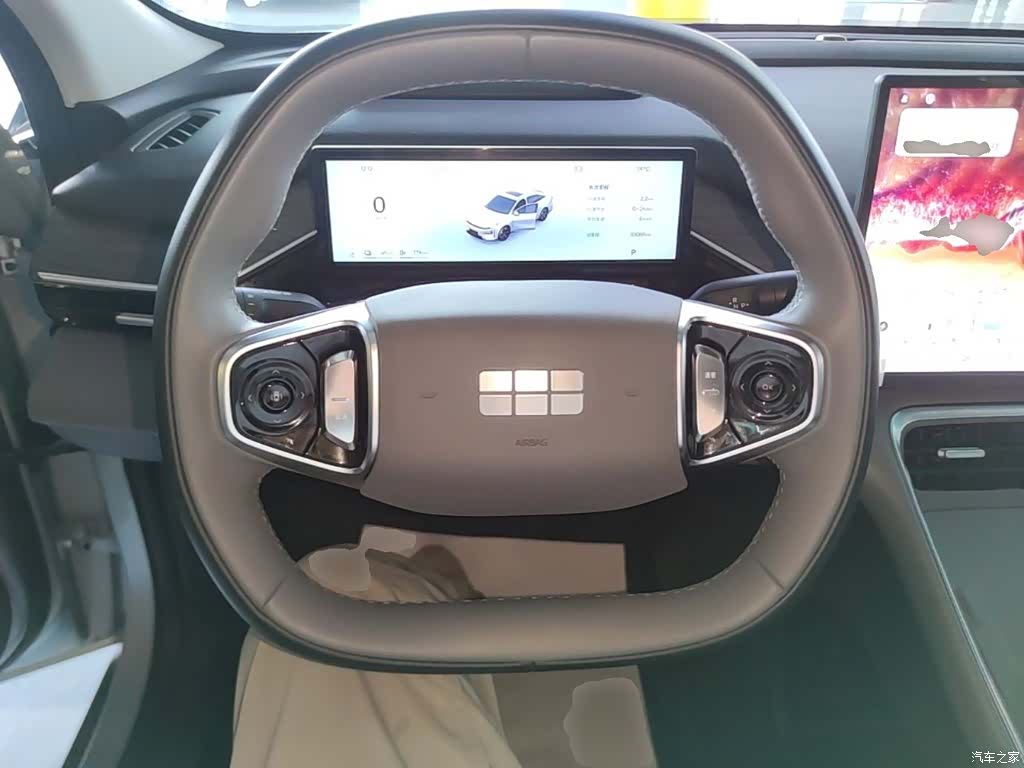 Geely Galaxy L6, 2025 11