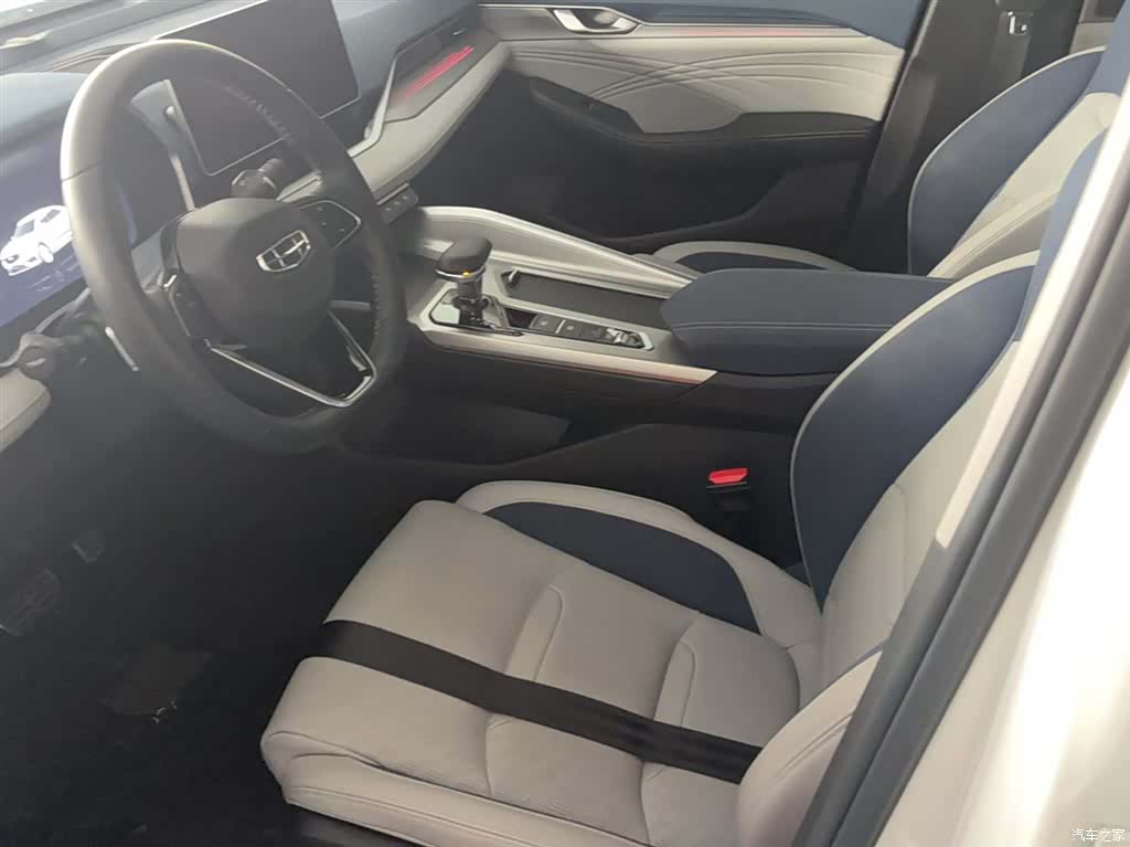 Geely Preface, 2022 12