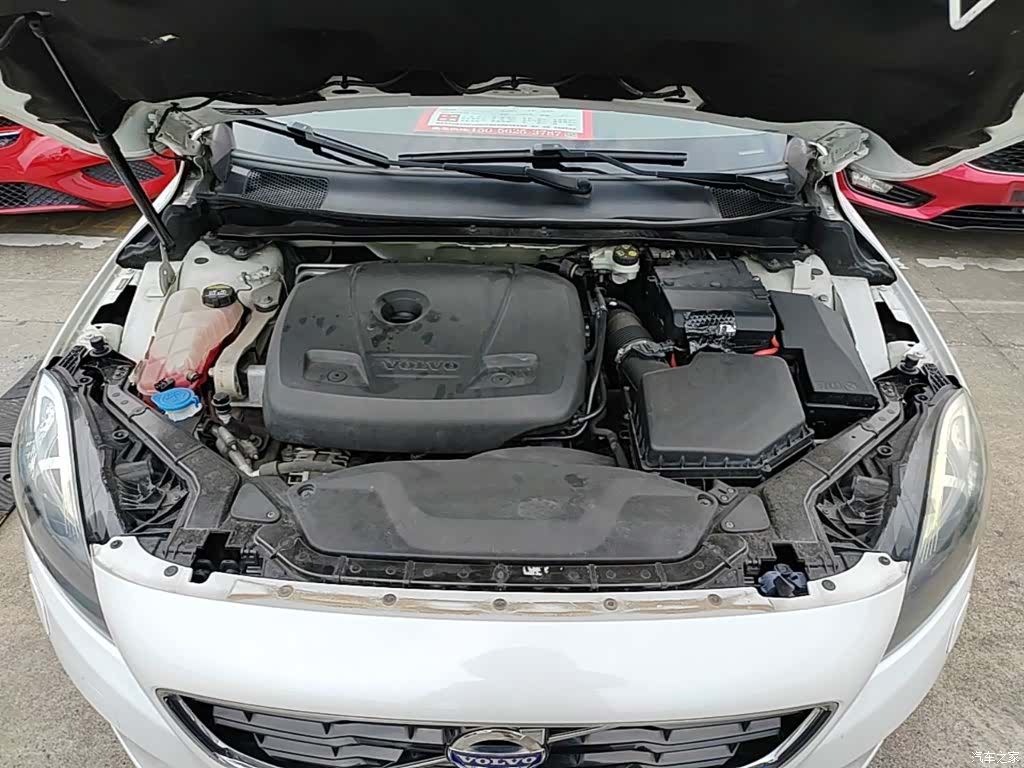 Volvo V40, 2015 20