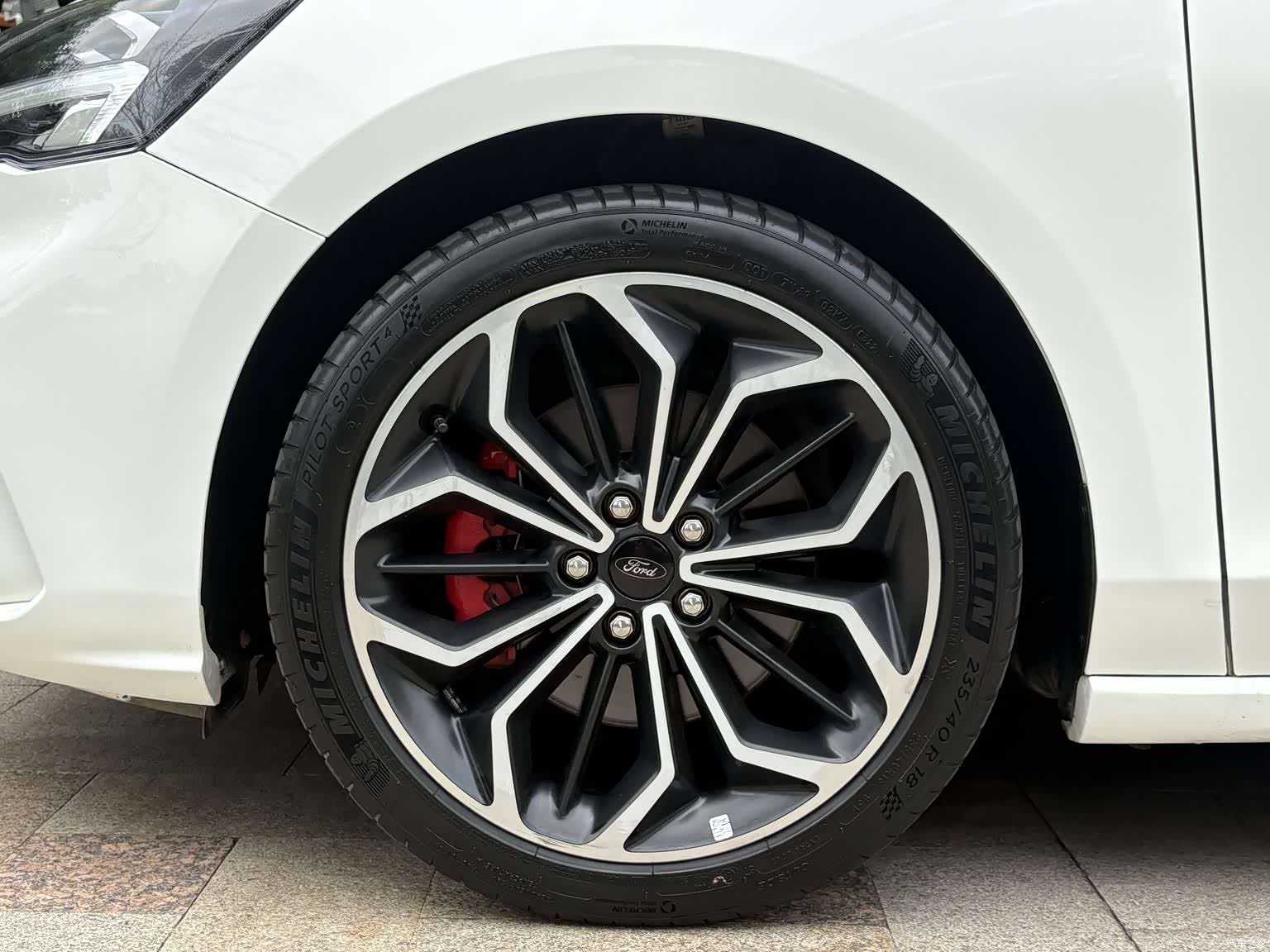 Ford Focus, 2022 9