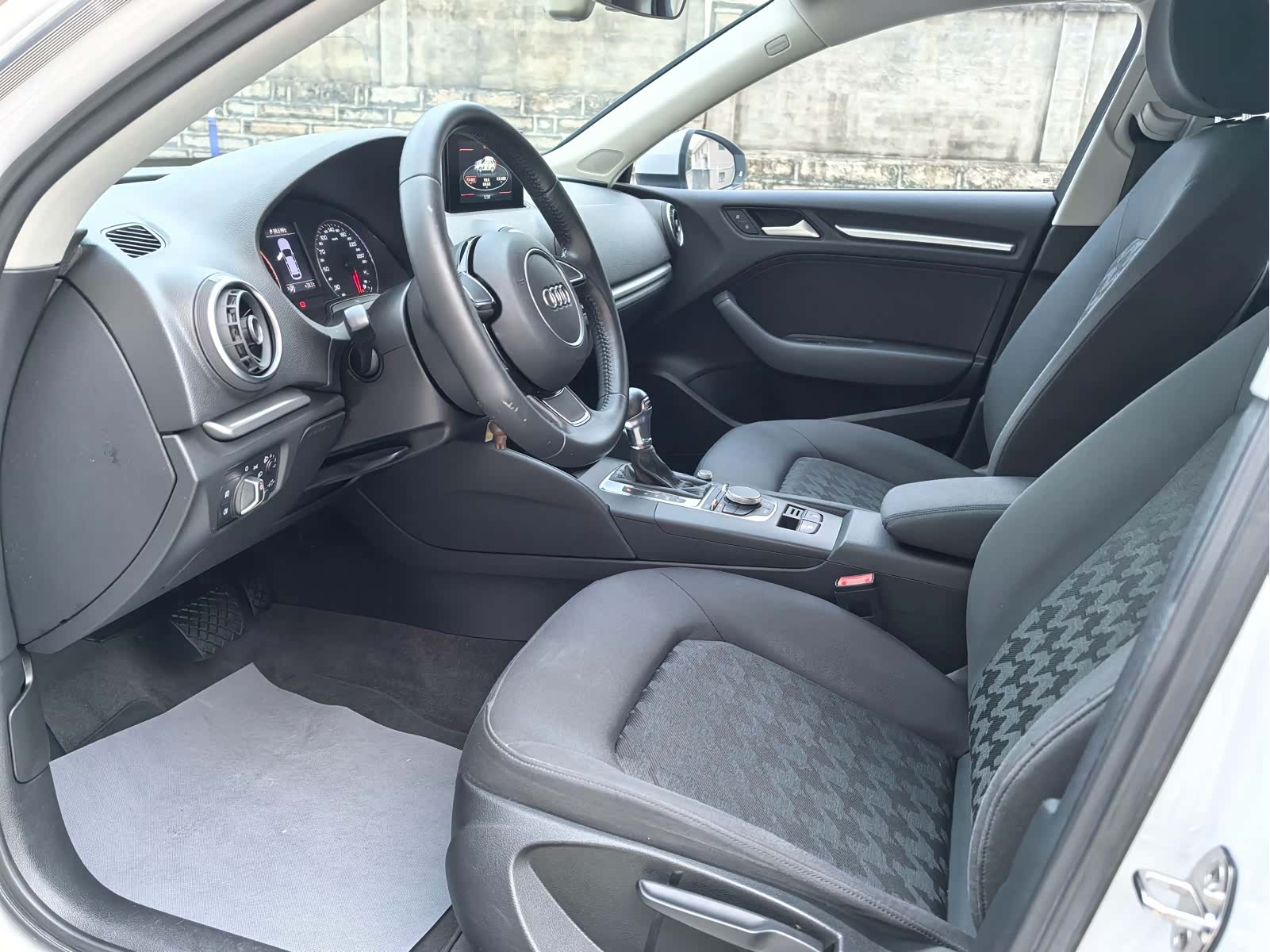 Audi A3, 2017 все фото